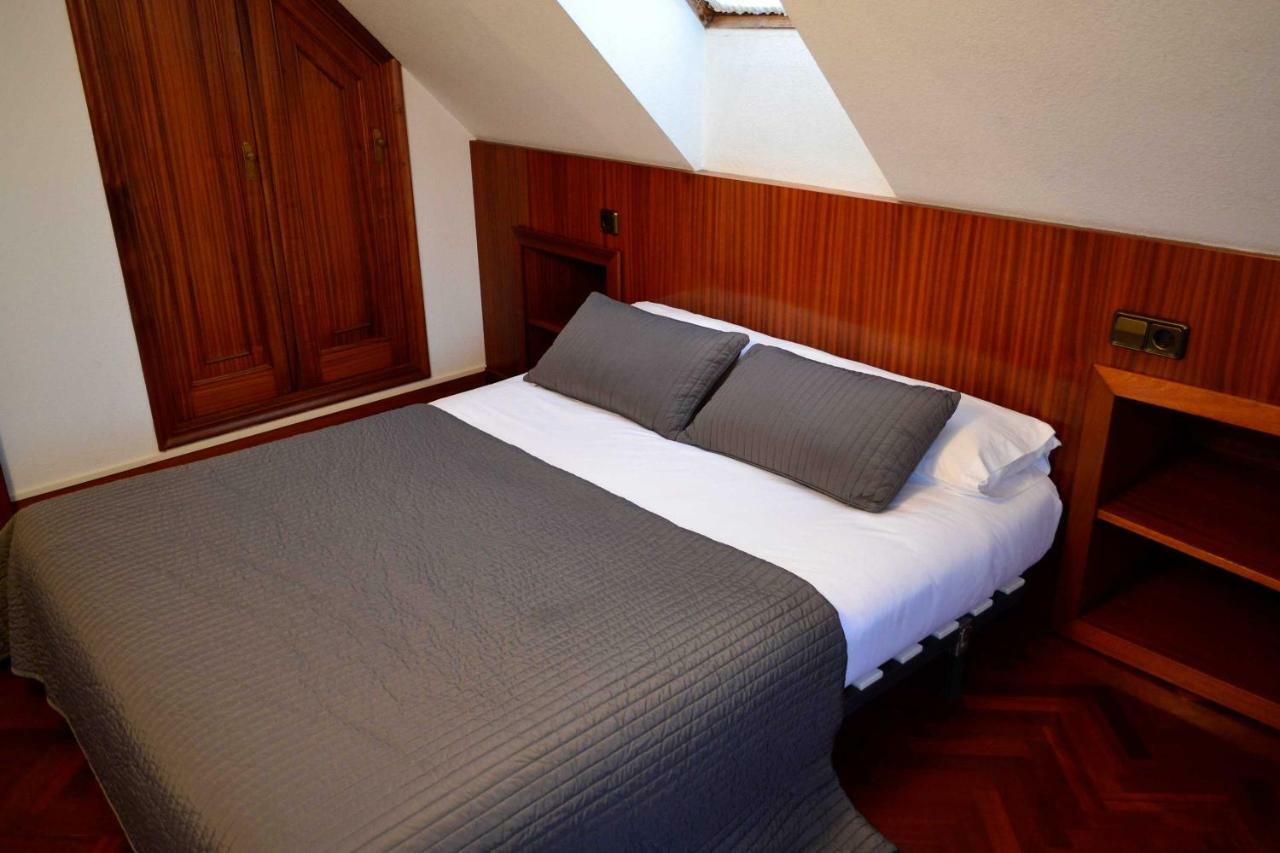 Apartamentos Alda Santa Cristina Perillo Exteriör bild
